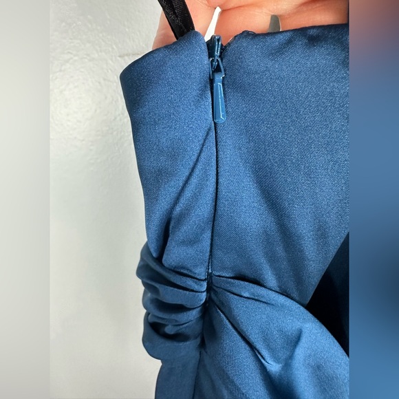 Dessy Collection One-Shoulder Draped Twist Empire Waist Trumpet Gown Sz 16 Blue - Picture 6 of 11